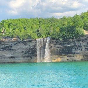 Meet your Posher, Linda